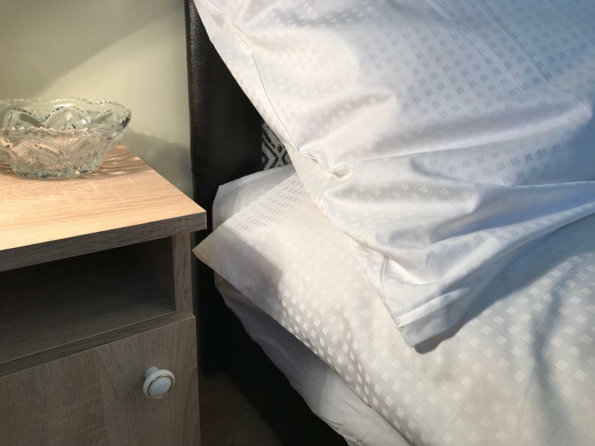 Ella Apartman Debrecen Ngoại thất bức ảnh