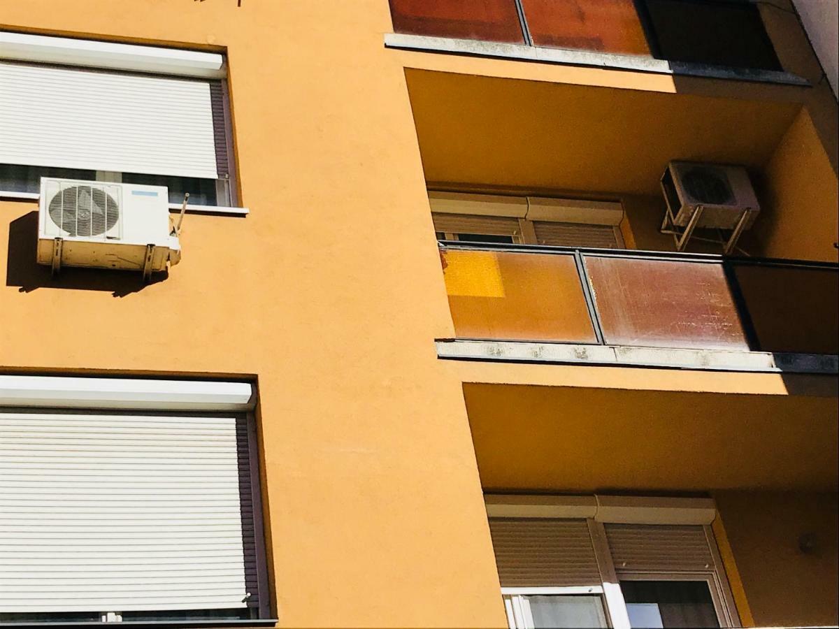 Ella Apartman Debrecen Ngoại thất bức ảnh