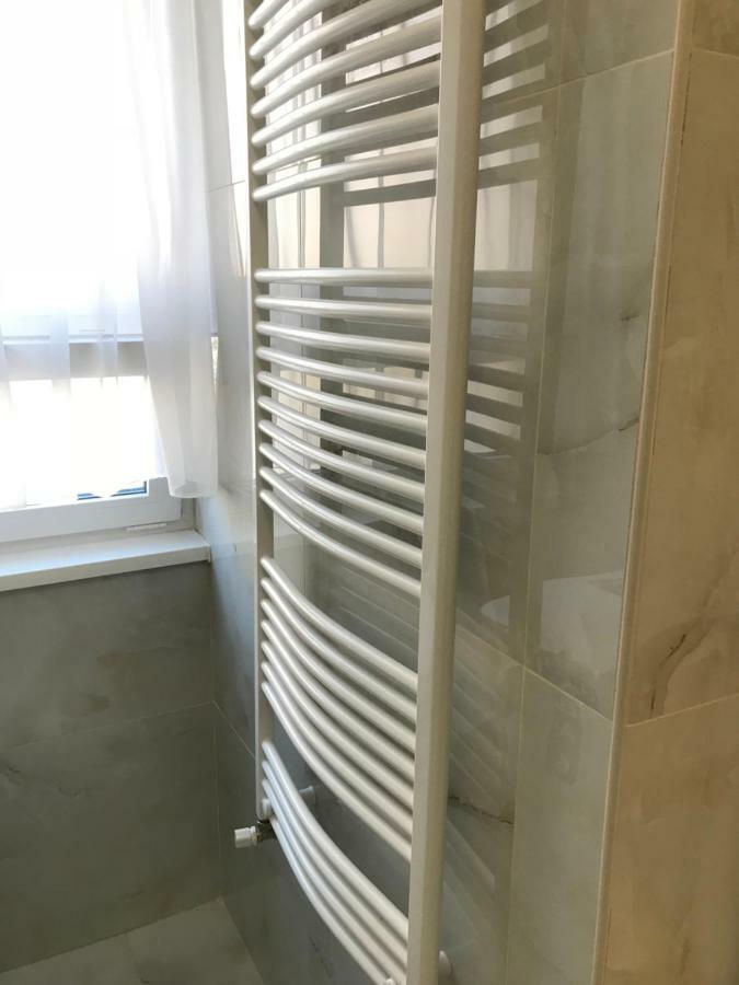 Ella Apartman Debrecen Ngoại thất bức ảnh